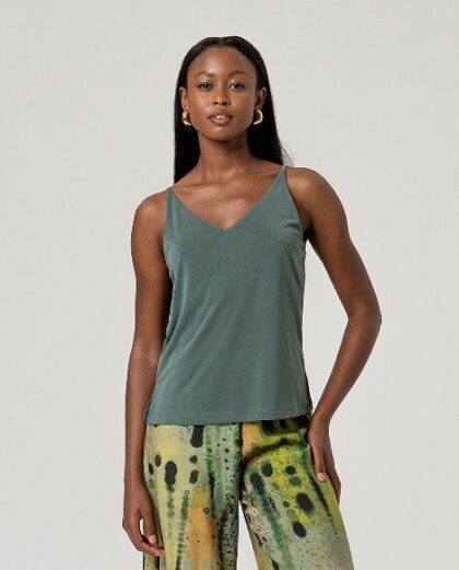 Top tirantes escote pico