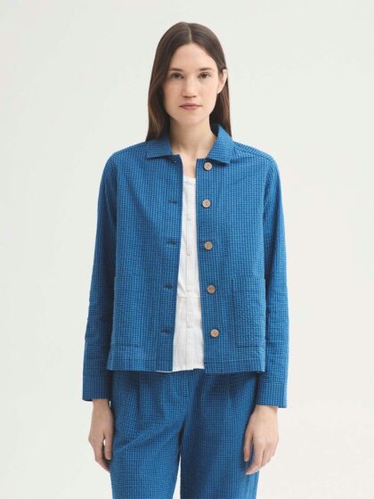 Chaqueta_de_seersucker_con_mini_vichy_WWW128_130_1_19032026092010.jpg-2.jpeg